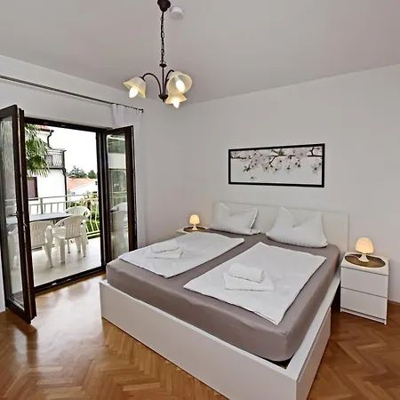 Mina Апартаменты