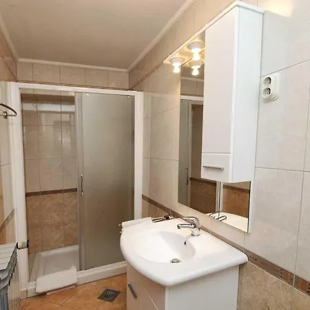 Apartment Mina *