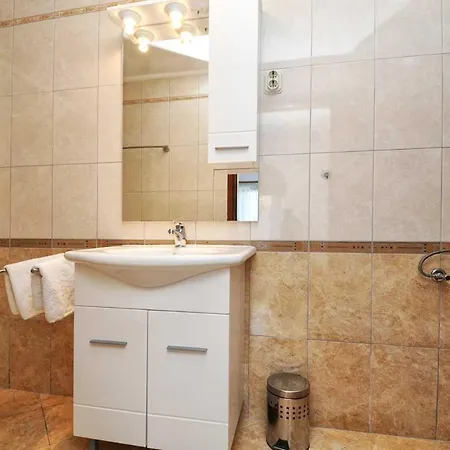 Mina Apartment *