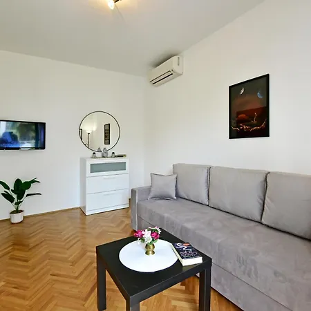 Apartment Mina Porec