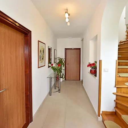 Mina Apartment